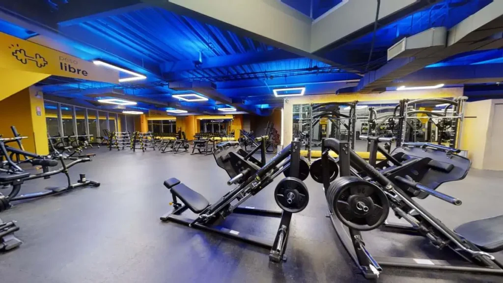 smart fit reforma 222 nuevo gimnasio en cdmx peso libre